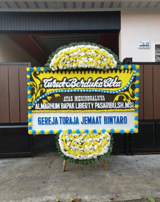 Papan Bunga Duka di Sendangtirto